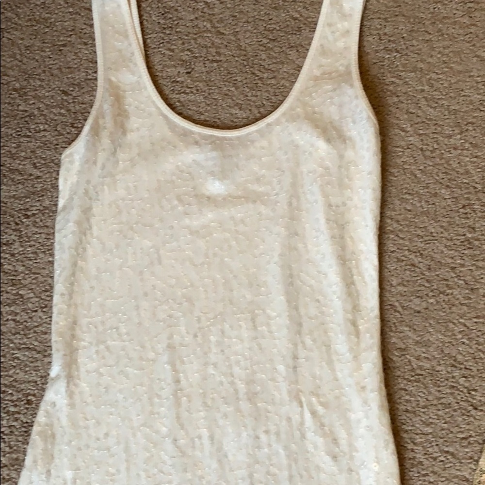Tank top bundle - Picture 3 of 5